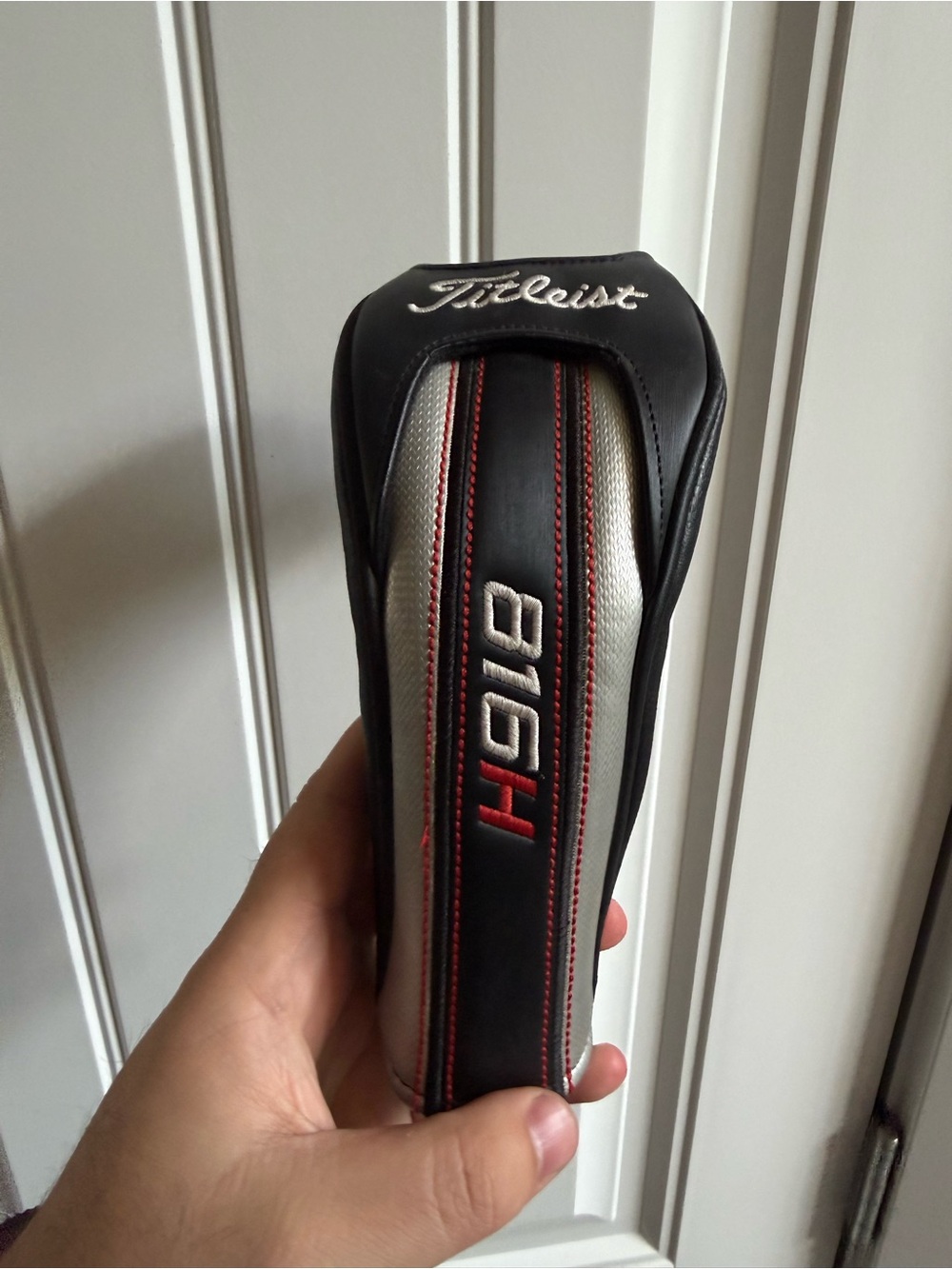 Titleist Black, Silver & Red 816H Driver Headcover